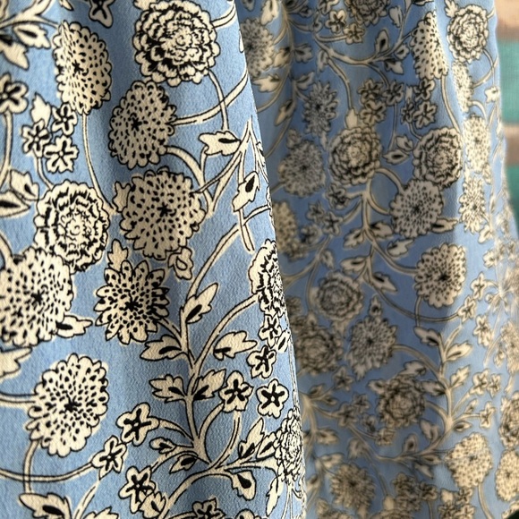 Floral Blue Skirt By Véro Véronique Cloutier Medium - Picture 5 of 15